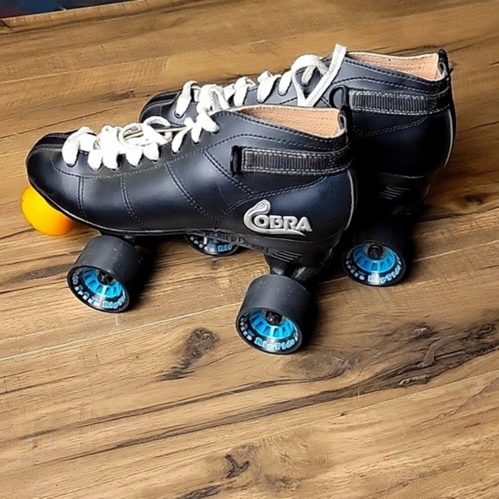 Black Roller Derby Cobra Skates with Teal Riptide wheels and Yellow toe stop sz8